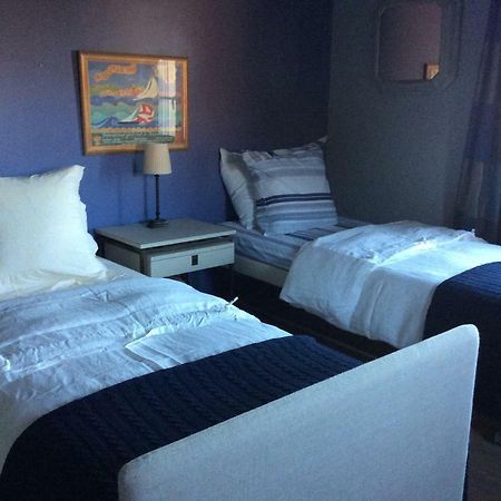 Le Mas Amore Bed & Breakfast Gassin Bagian luar foto