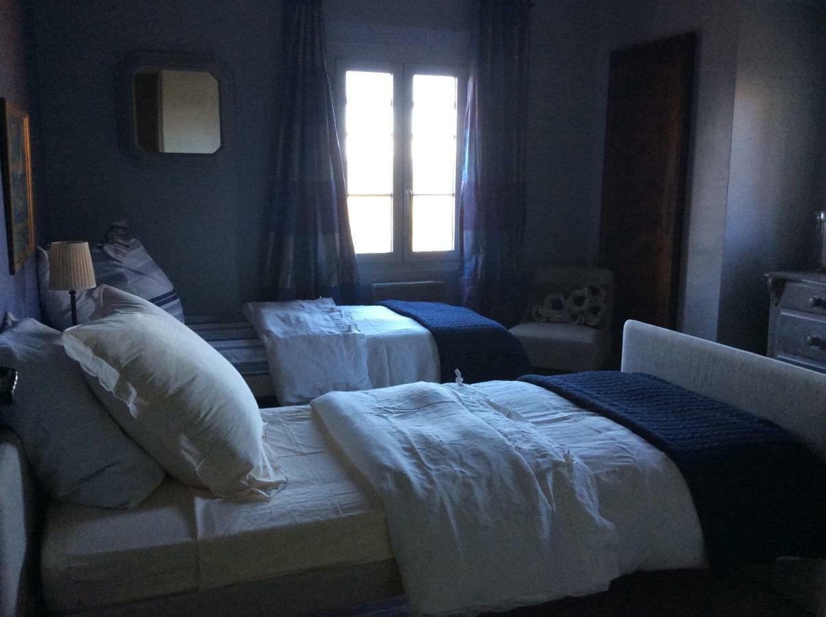 Le Mas Amore Bed & Breakfast Gassin Bagian luar foto
