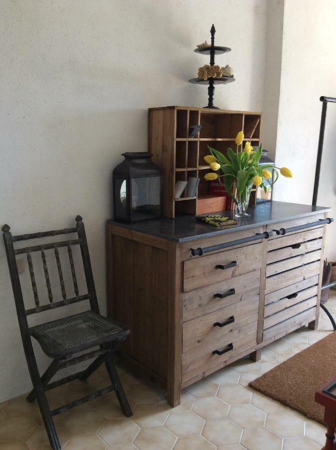 Le Mas Amore Bed & Breakfast Gassin Bagian luar foto