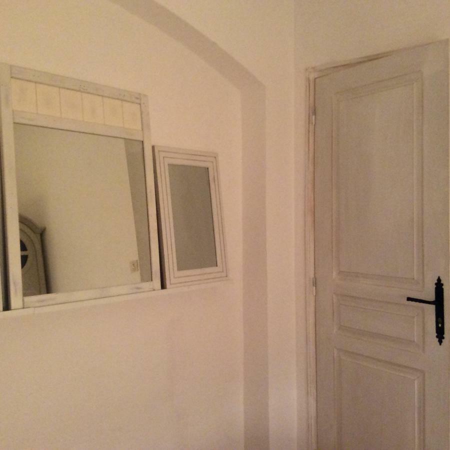 Le Mas Amore Bed & Breakfast Gassin Bagian luar foto